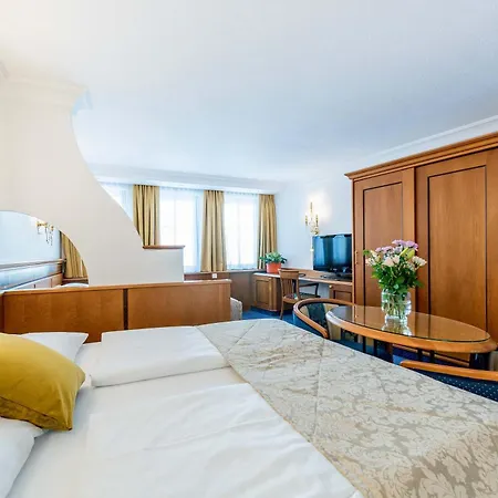 Mondschein Отель 4*