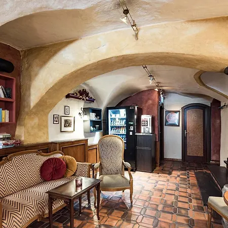 Mondschein Hotell 4*