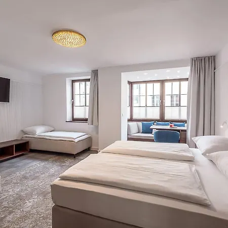 Отель Mondschein Инсбрук