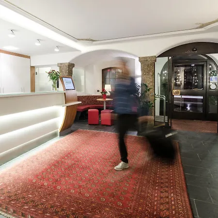 Mondschein Инсбрук