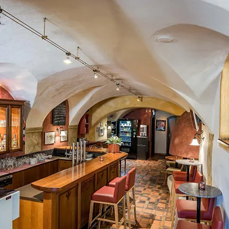 Hotel Mondschein Innsbruck