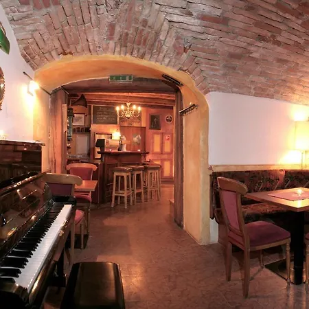 Hotell Mondschein Innsbruck