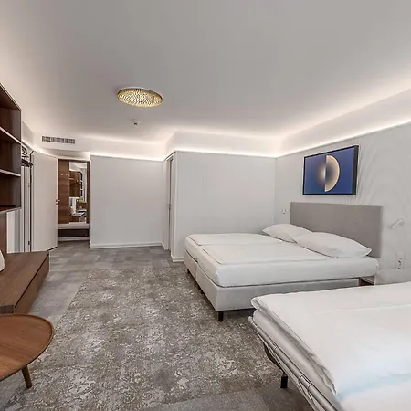 Mondschein Hotel